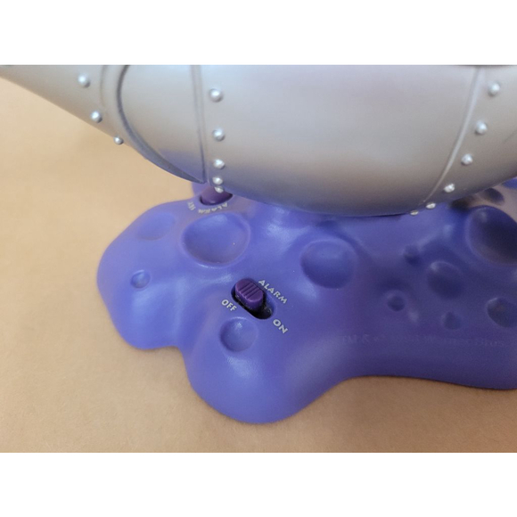 Marvin the Martian Talking Alarm Clock, *works* - Picture 6 of 11